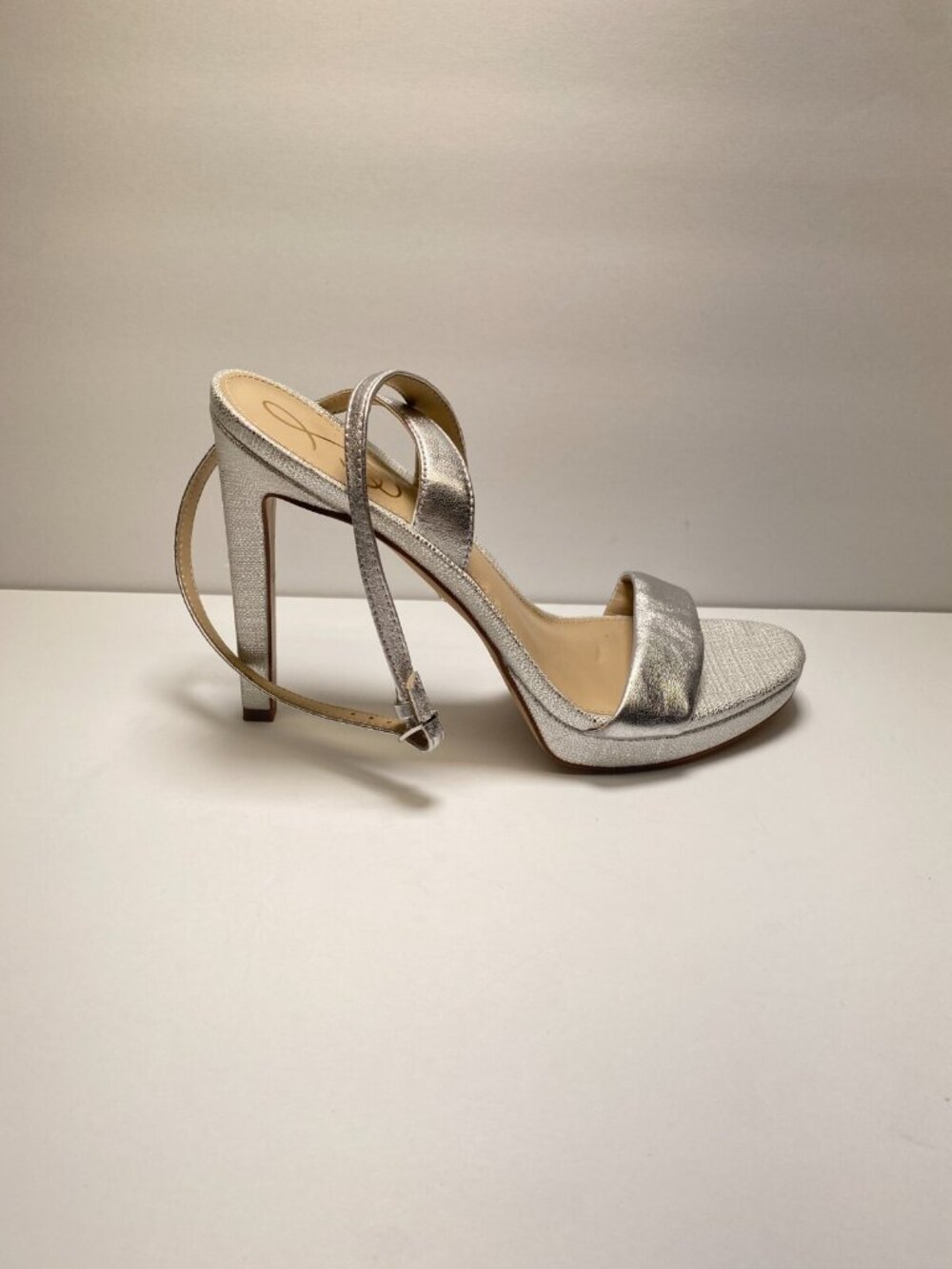 Sam Edelman Women's Jade Soft Silver Leather Ankle Strap Heel sz 10